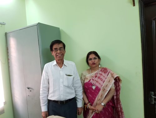 भारतीय हिंदी ज्ञानकोष के प्रधान संपादक वागर्थ के संपादक डा. शंभूनाथ जी के साथ